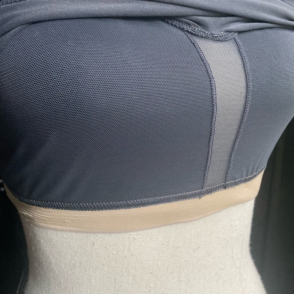 Women's Lululemon Tank Top Size 4 Gray - Picture 9 of 9